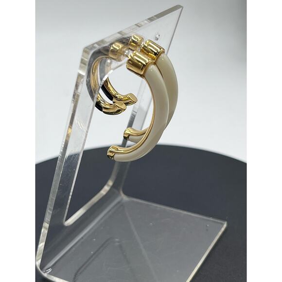 DEMARSON Designer Luna Black
Cream Half Hoop Front Back
Resin Versatile Earrings - Picture 6 of 8